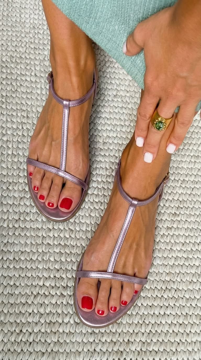 Rosalba | Golden Spring Sandals