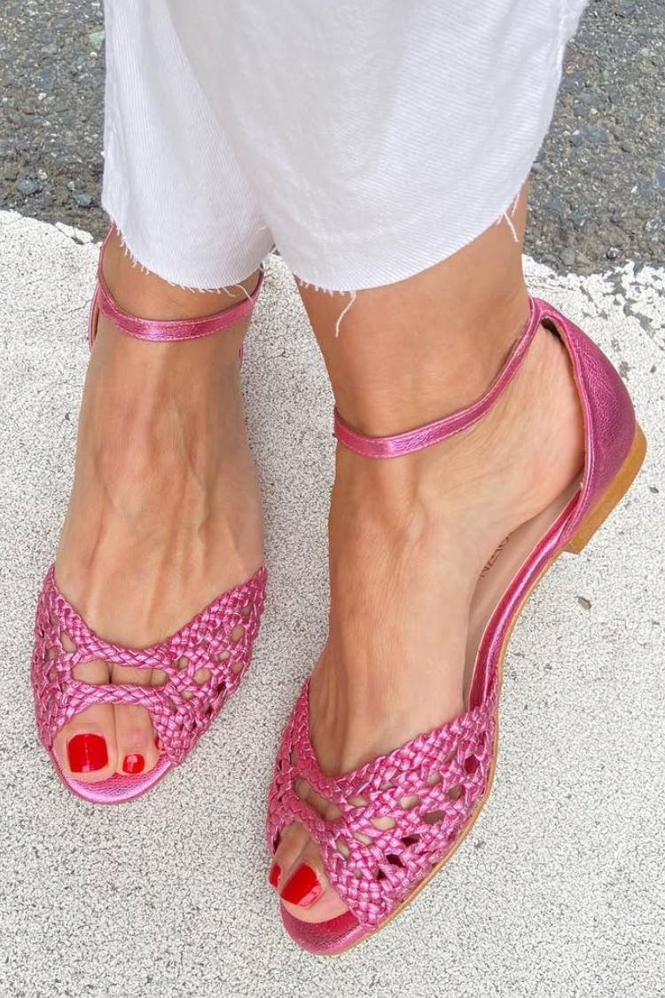 Isadora | Golden Woven Sandals